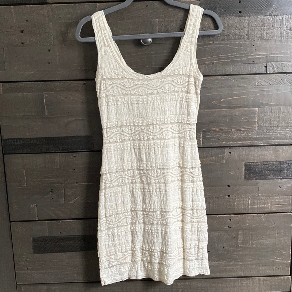 Cream/white dress